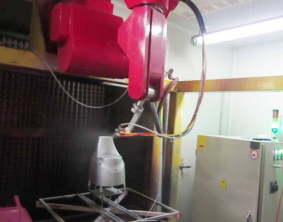 料理機外殼自動噴漆機器人